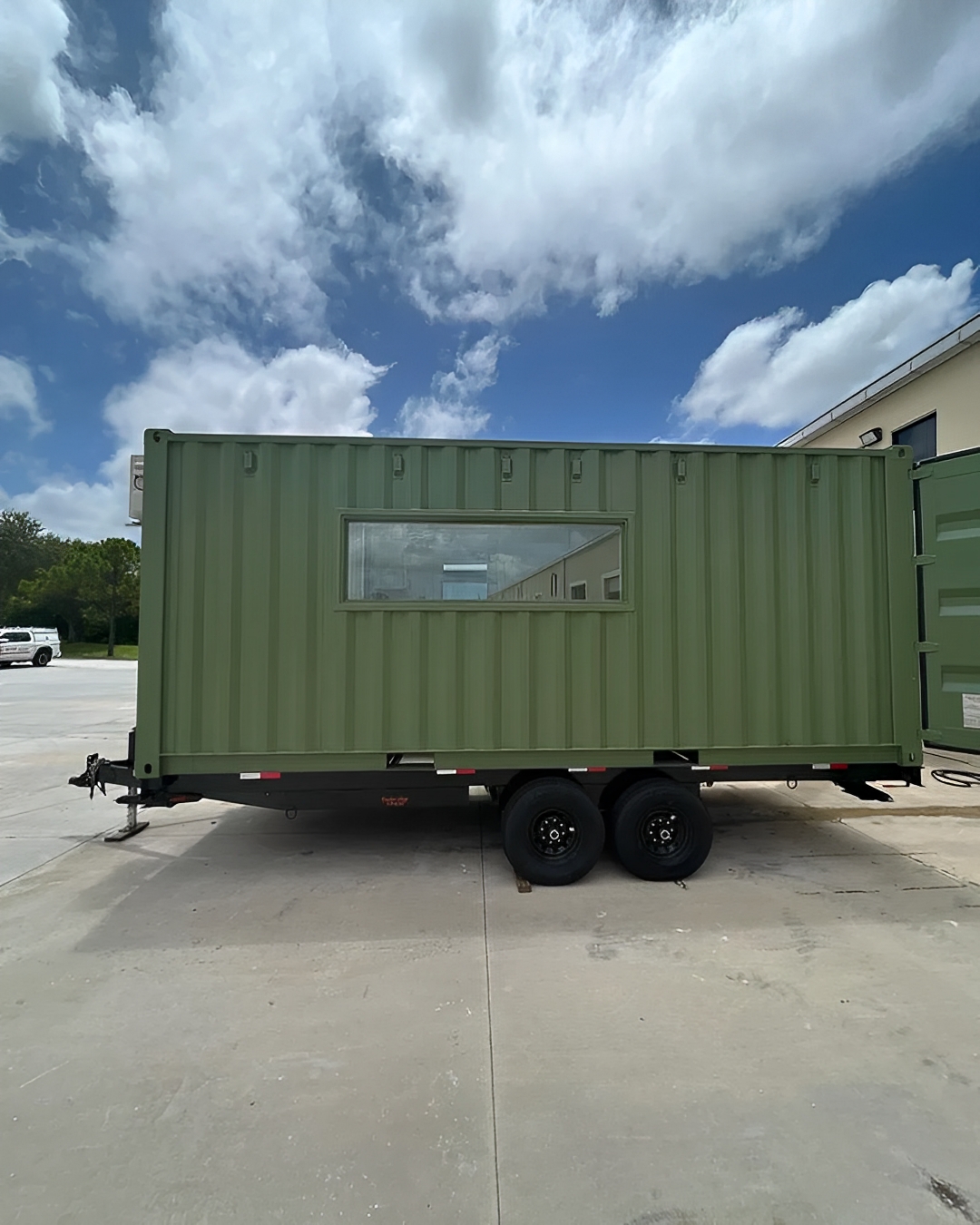 20ft x 8ft Portable Container House On Wheels - M-W Containers