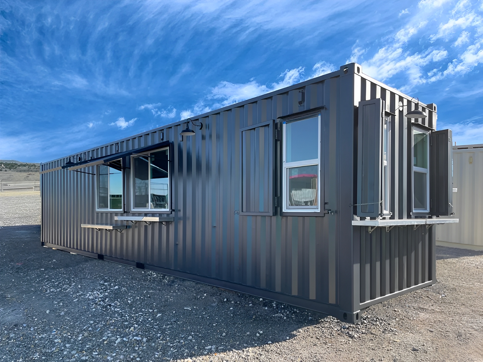 40ft Shipping Container Bar - M-W Containers