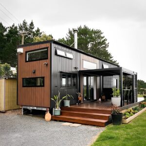 Luxury 40ft prefab container house with easy-folding sandwich panels. - M-W Containers